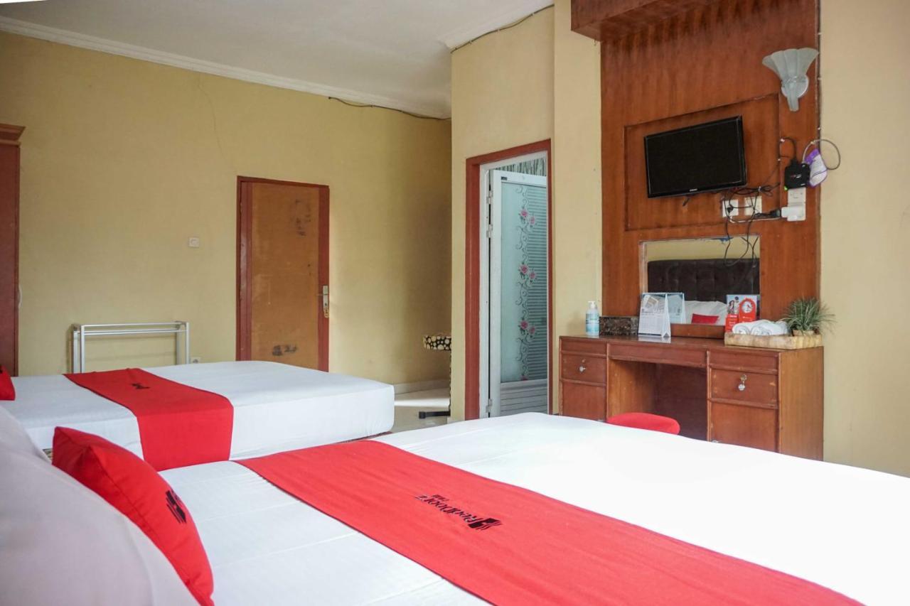 Reddoorz Resort @ Tawangmangu Kültér fotó